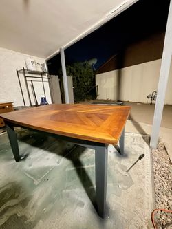 Dinning table