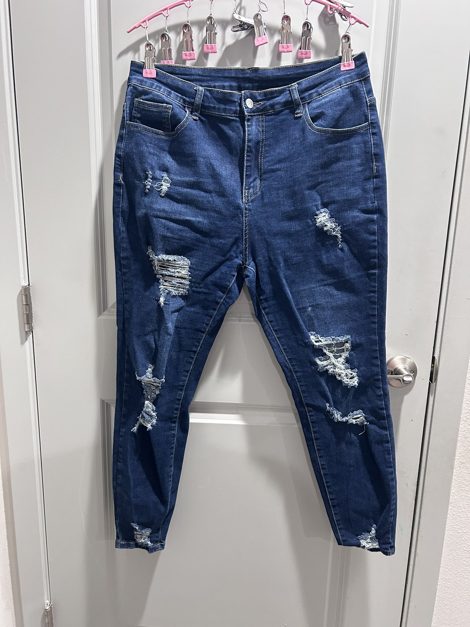 SHEIN Curve 1XL Ripped Jeans