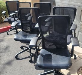 Haworth Zody Office Desk Gaming Chairs