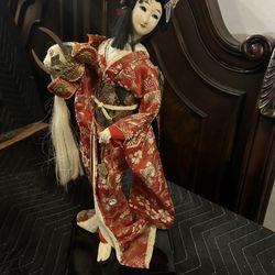 Japanese Geisha Doll 