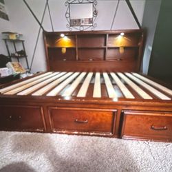 Bed Frame Full Size with 3 drawers