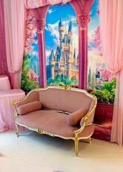 Couch French Louis Style Loveseat
