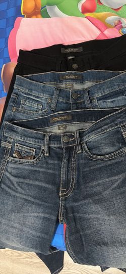 3 pantalones Cody James
