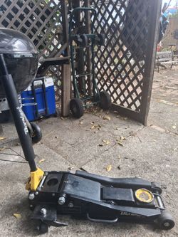 Duralast Gold car jack .