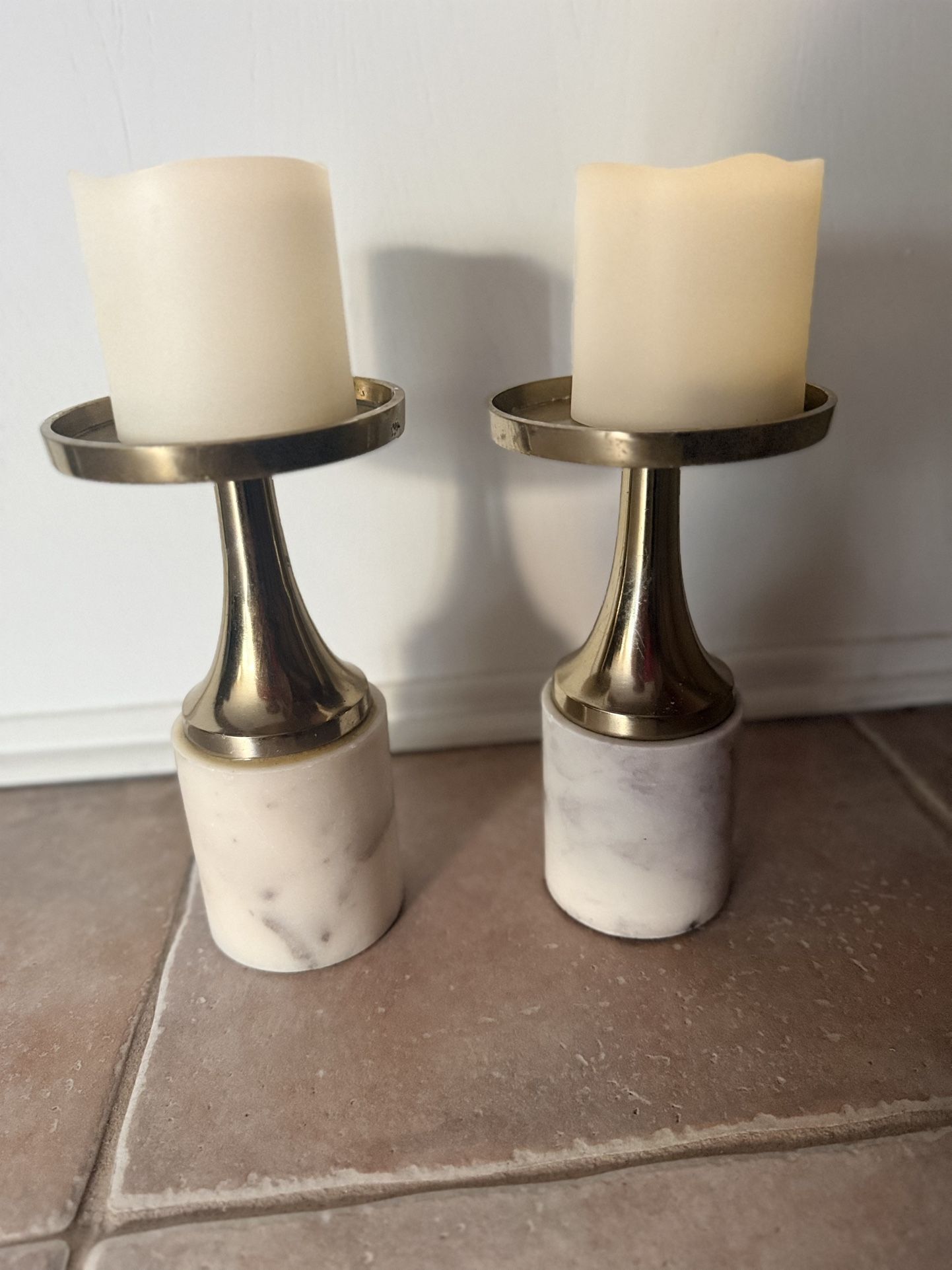Marble candle holder