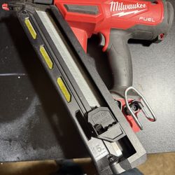 M18 FUEL 18-Volt Lithium-lon Brushless Cordless Gen || 15-Gauge Angled Finish Nailer (Tool-Only)