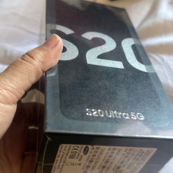 Samsung Galaxy S20 ULTRA New in Box and Factory Unlock
