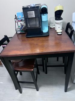 Kitchen table