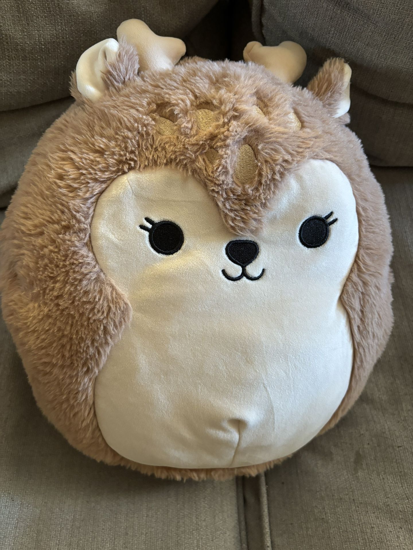 Dawn Squishmallow Fuzzamallow