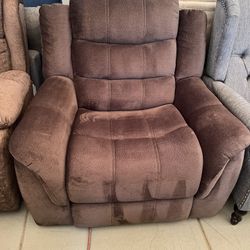 Extra Wide Rocker Recliner