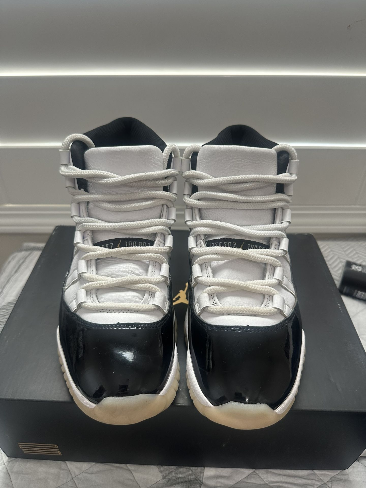 Jordan 11 Graditute