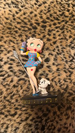 Betty Boop Singer Figurine with Pudgy