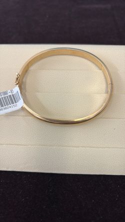 Ladies Bangle 