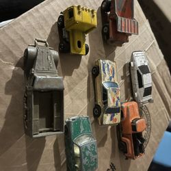 Vintage hot wheels, matchbox, and Lindsay cars