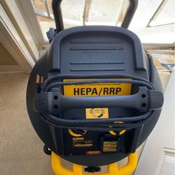 Dewalt 10 Gal. Dust Extractor