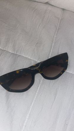 Dezi Sunglasses
