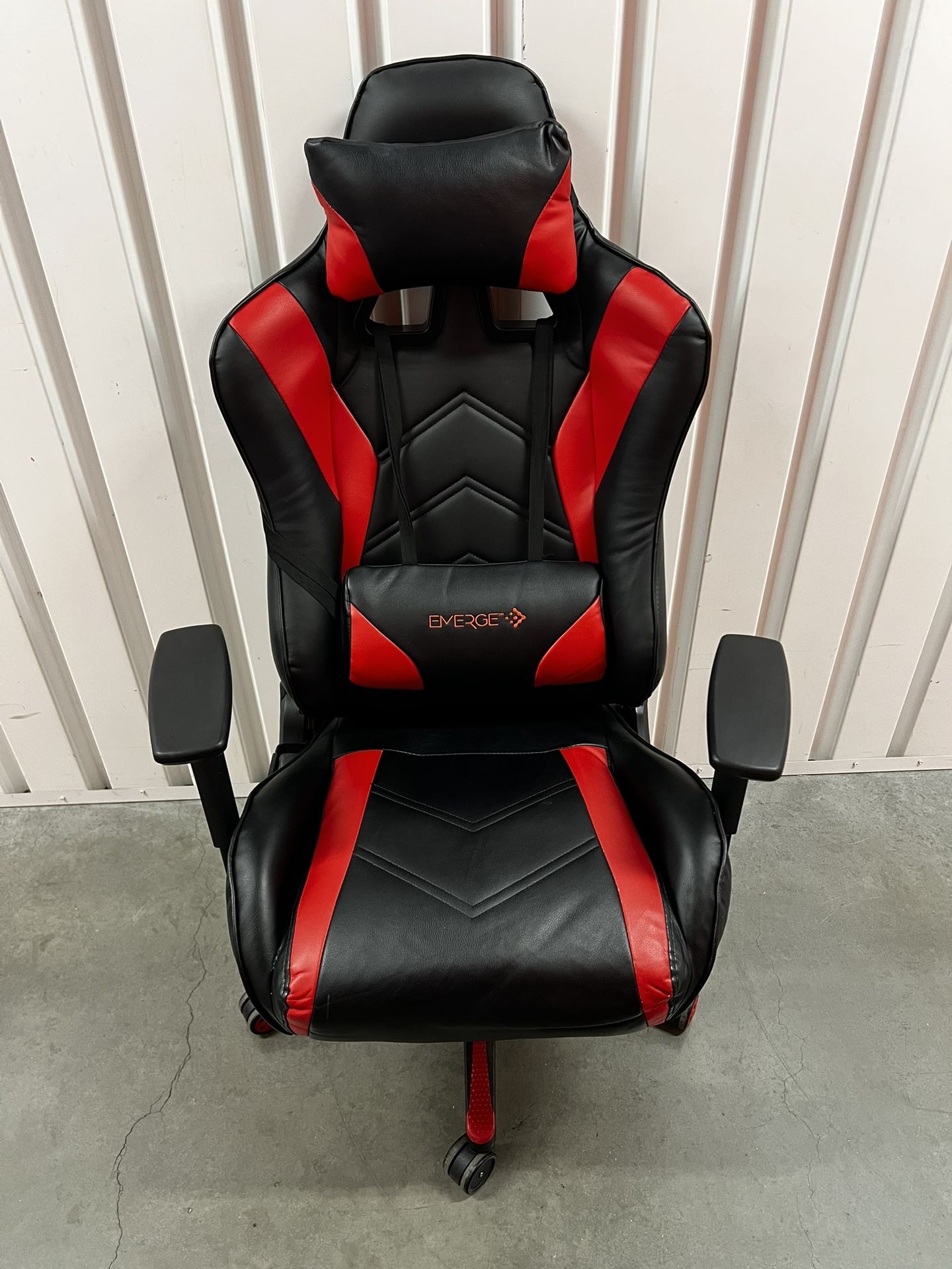 GAMING CHAIR EMERGE