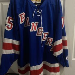 jersey rangers blue and red size xl