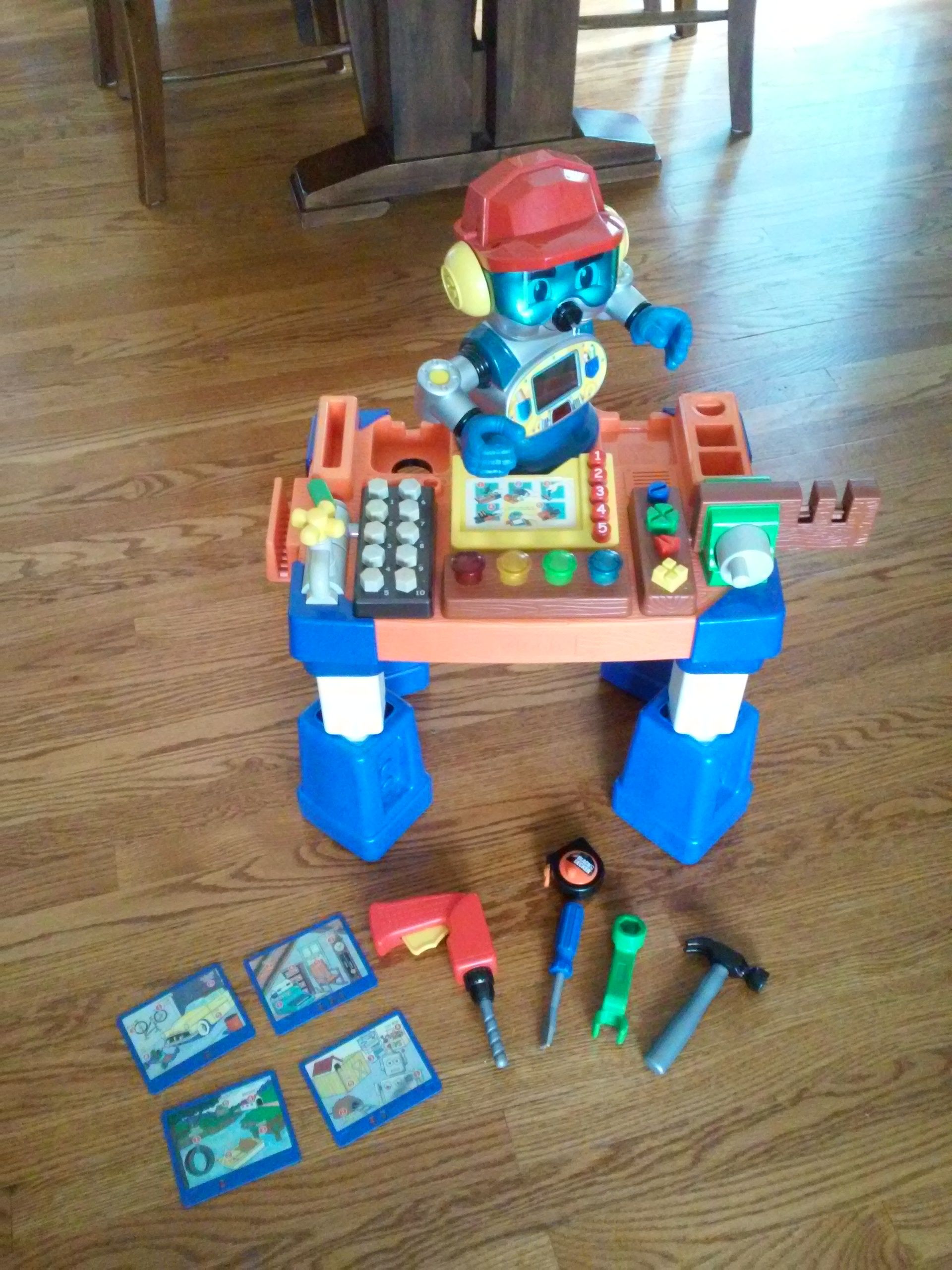 VTech Smarty's workshop learning adventure robot & tools