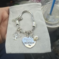 Silver MawMaw Family Tree Bracelet