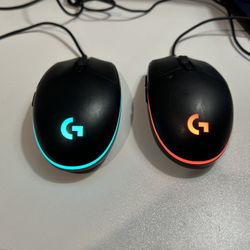Gaming Mouse And Controller.