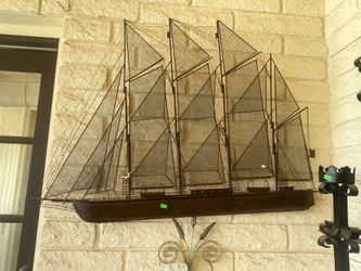 Large collectible Ship