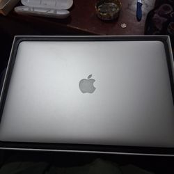 Apple MacBook Pro