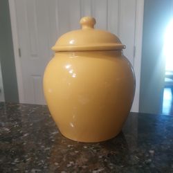 Cookie Jar - mustard yellow