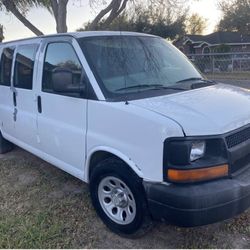 Chevrolet 2010 - $4,600 