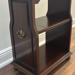 Lane Furniture Mahagony Small Side Table