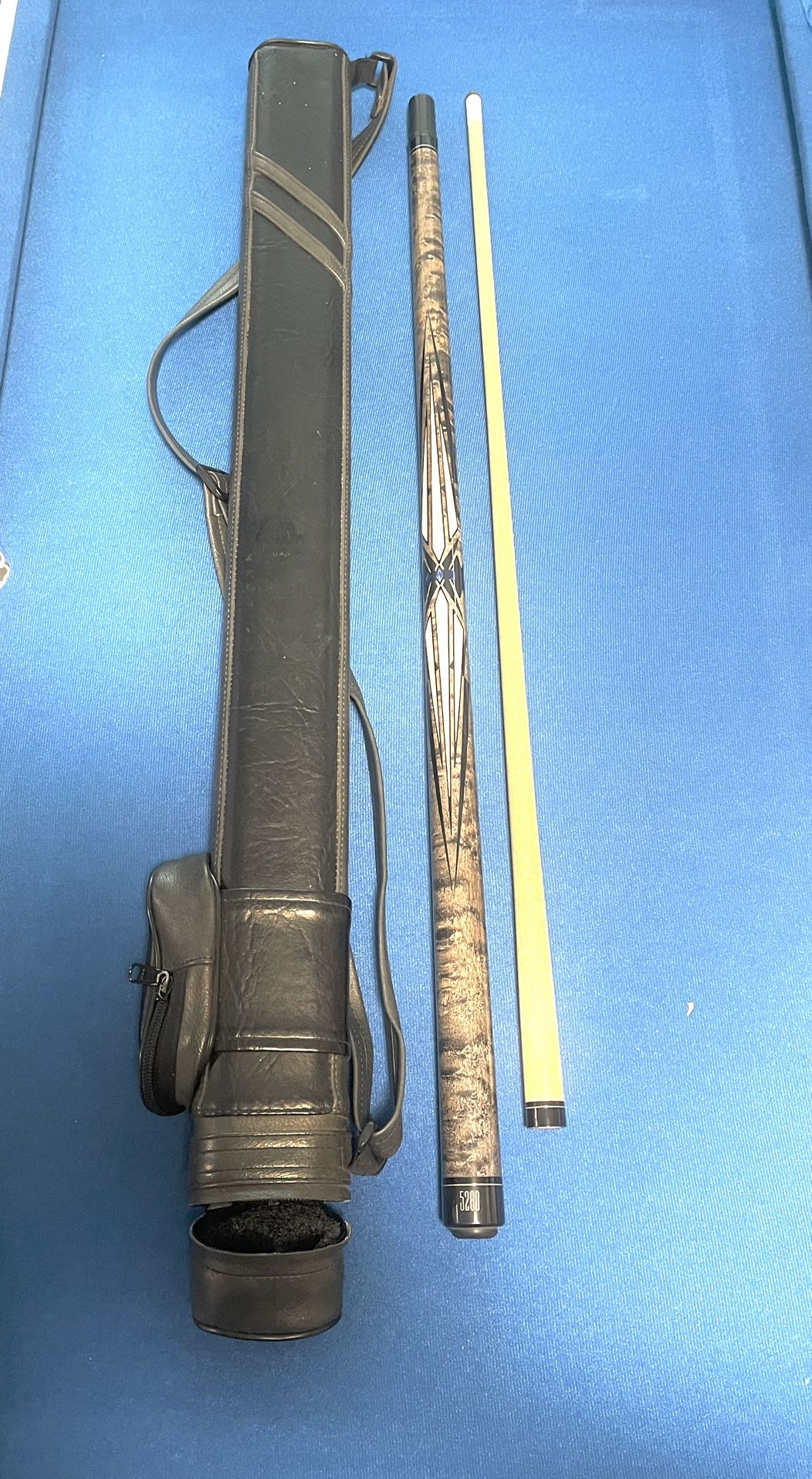 Pool Cue 5280 With Extras And Case Excellent