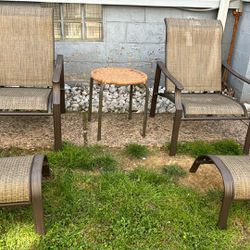 patio furniture (like new) (read ad before messaging)