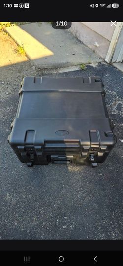 SKB Protective Rolling Case