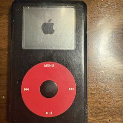 U2 Special Edition iPod Sign By the Group On The Back Of U2