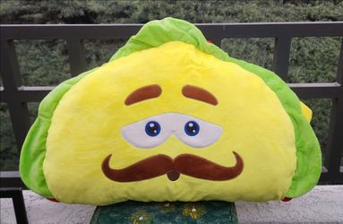 Plush Taco by Goffa