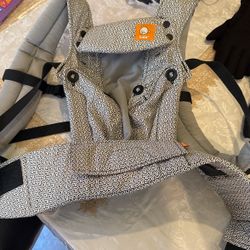 Tula Explorer Baby Carrier (Never Used)
