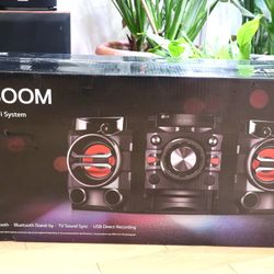 LG CM4360 Mini Hi-Fi Stereo System CD Player Bluetooth AM/FM USB MP3 CD-R/RW