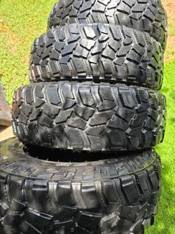4 tires like neww cooper 245 75 16LT 10 plys