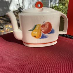 Bakerite 1940’d Tea Pot Apples/Pear Pattern