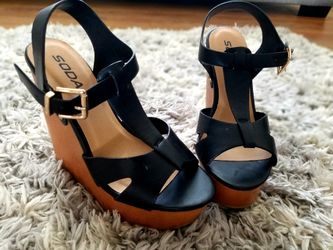 Woman shoes