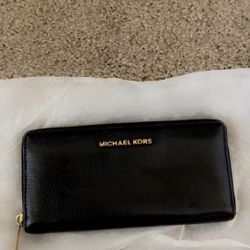 Michael Kors Long Wallet Black 