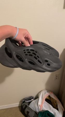 Yeezy Foam Runners Black