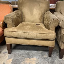 Accent chair