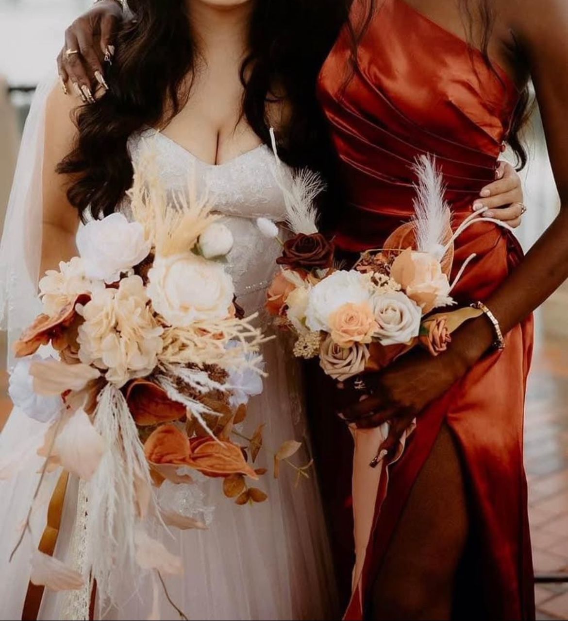 1 Bridal and 3 bridesmaids bouquets - terracotta fall