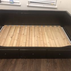 IKEA day bed, Built-in Storage, Twin - To Queen Adjustable 
