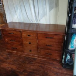 Oak 9 Drawer Dresser 