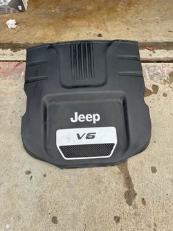 Jeep  wrangler 3.6 engine cover
