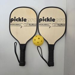 Pickleball Racquets With A Ball