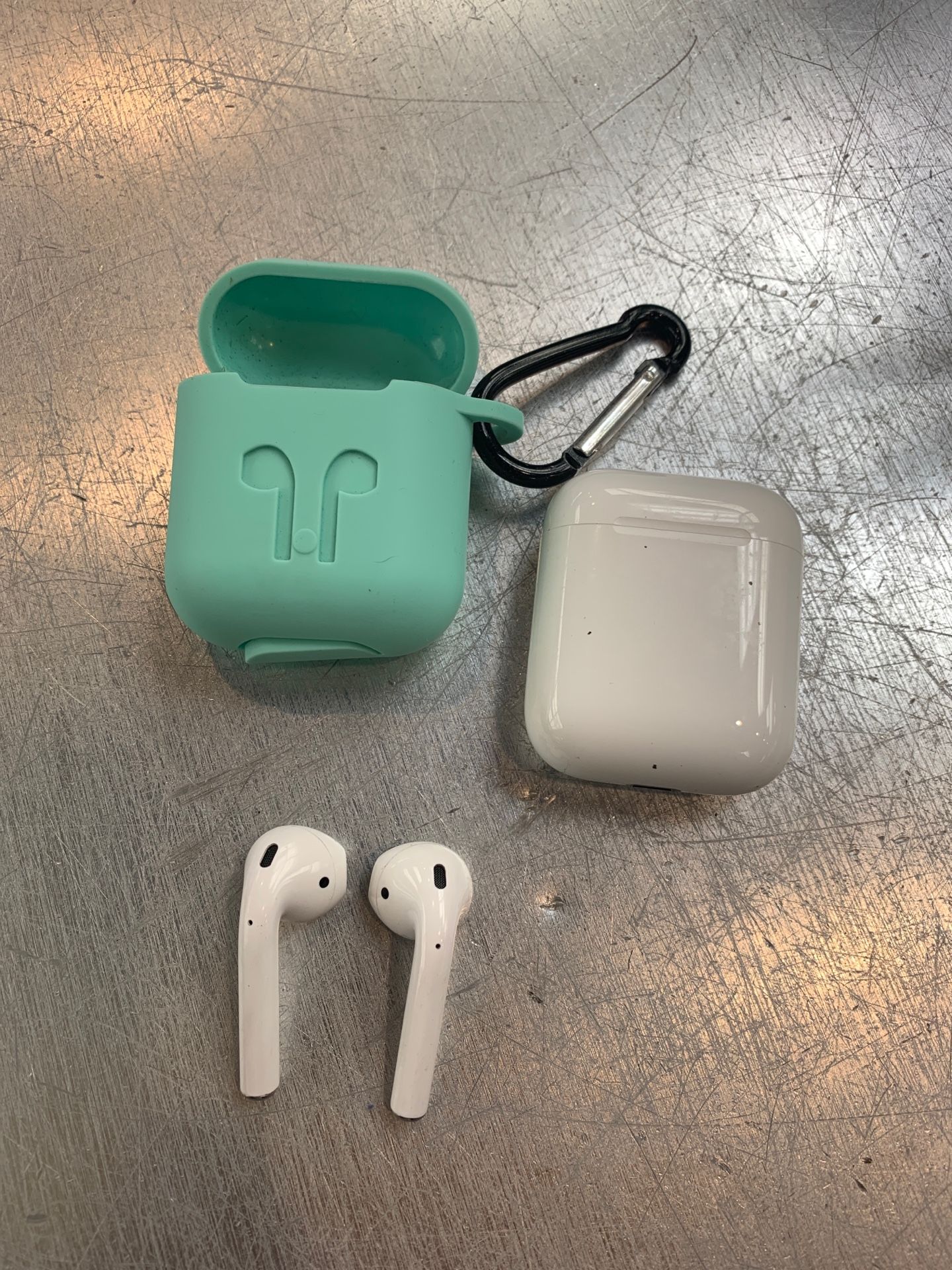 Air pods