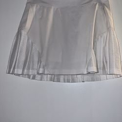 White under armour tennis skirts